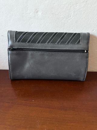 Portafoglio donna GL grigio con righe