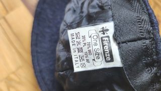 Cappello donna panno nero con fiore