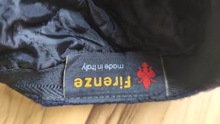 Cappello donna panno nero con fiore