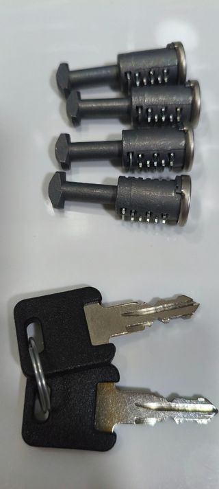 cerraduras antirrobo barras de techo-bacas MENABO