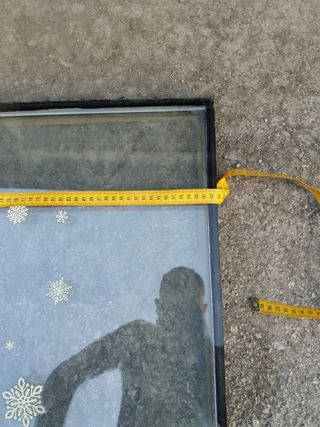 vetro usato per finestra a tetto 58cm x 102cm €17