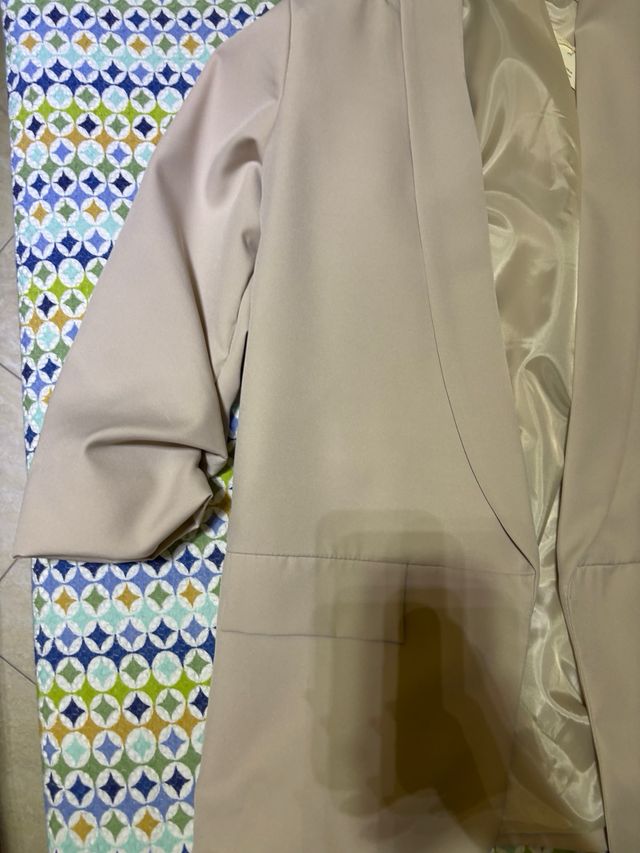 Blazer donna beige con cartellino 