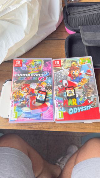 Se vende nintendo switch oled semi nueva 