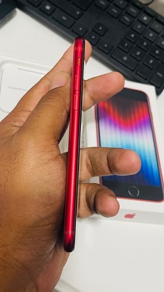 iPhone SE 2022 Rosso 3a Gen