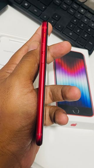 iPhone SE 2022 Rosso 3a Gen