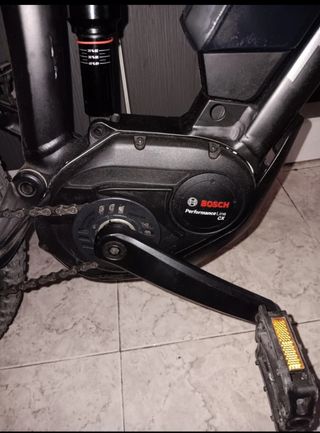 BICICLETA ELÉCTRICA TREK PERSONALIZADA CIUDAD M