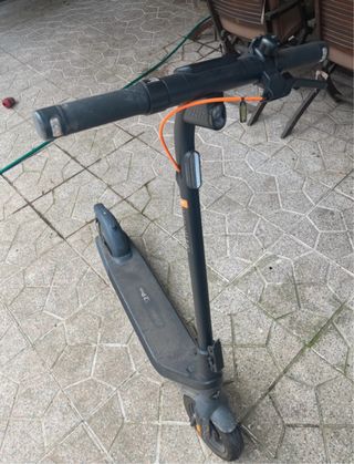 Patinete Eléctrico NineBot + Casco 