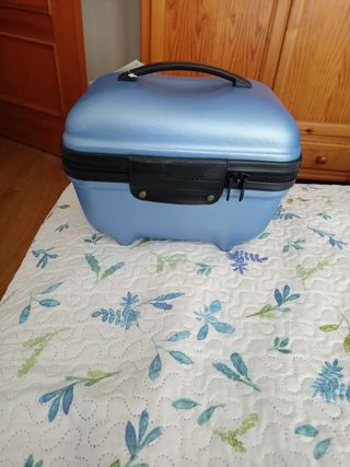 Maletín de viaje azul nuevo con candado
