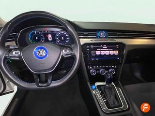 Volkswagen Passat GTE 1.4 TSI 115kW (156CV) DSG Variant