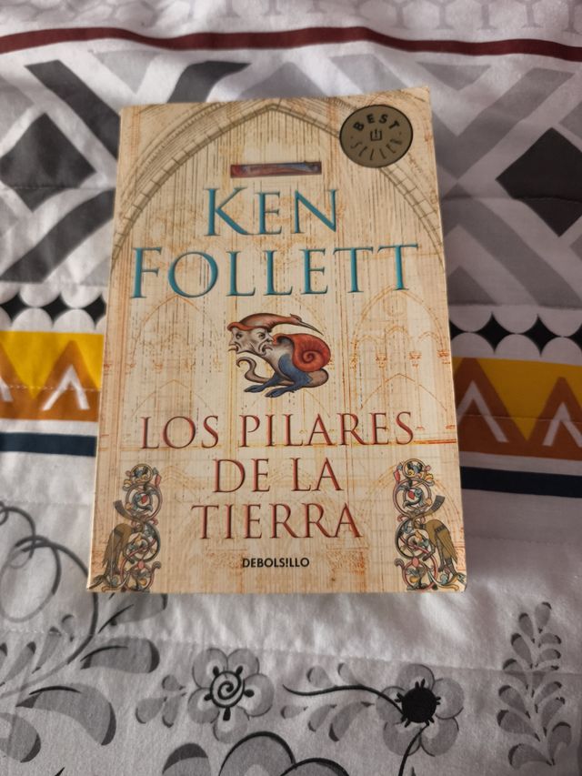 Los pilares de la tierra / The Pillars of the E...