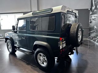 LAND-ROVER Defender 90 ST SVX 122cv 