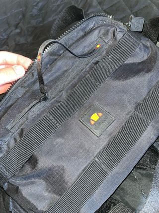 Bandolera pecho Ellesse negra