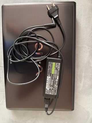 Sony Vaio PCG-71211M Notebook 4GB RAM 450GB HD