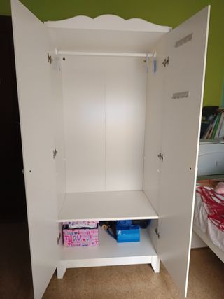 Armario blanco infantil como nuevo