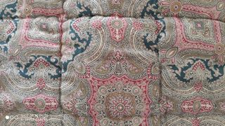 Coperta imbottita lana fatta a mano