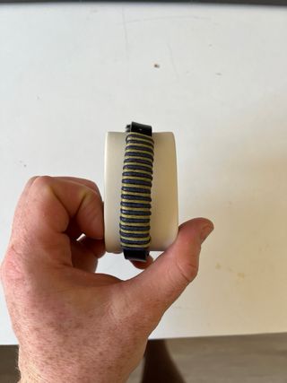 Pulsera cuero negro y verde militar