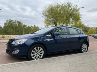 Opel Astra 2010