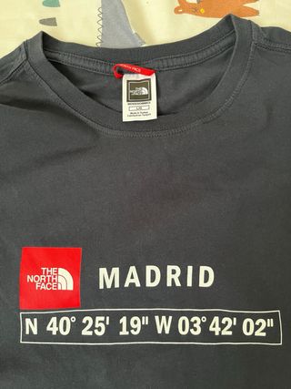 Pack 2 Camisetas THE NORTH FACE Y GAP Talla L