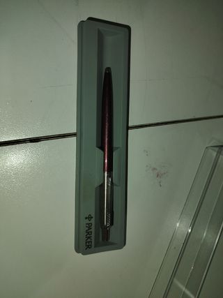 Bolígrafo Parker como nuevo