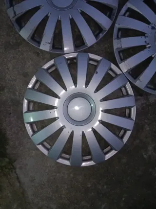 Tapacubos universales 15" pulgadas.