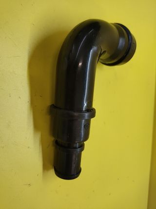 TUBO VENTILACION AIRE BLOQUE MOTOR VAG 06A103213F