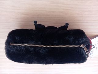 Estuche Kuromi, amigo Hello Kitty.