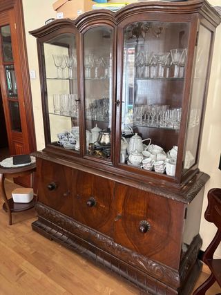 Mobiliario comedor (>70 años)