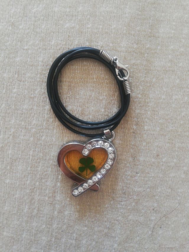 Colgante Corazón Trébol Brillante