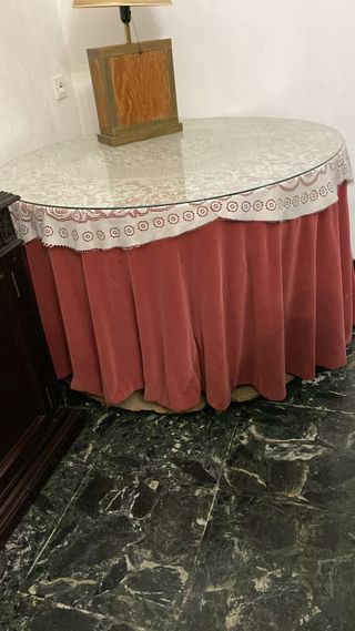 Tavolo rotondo, legno, piano in formica e vetro