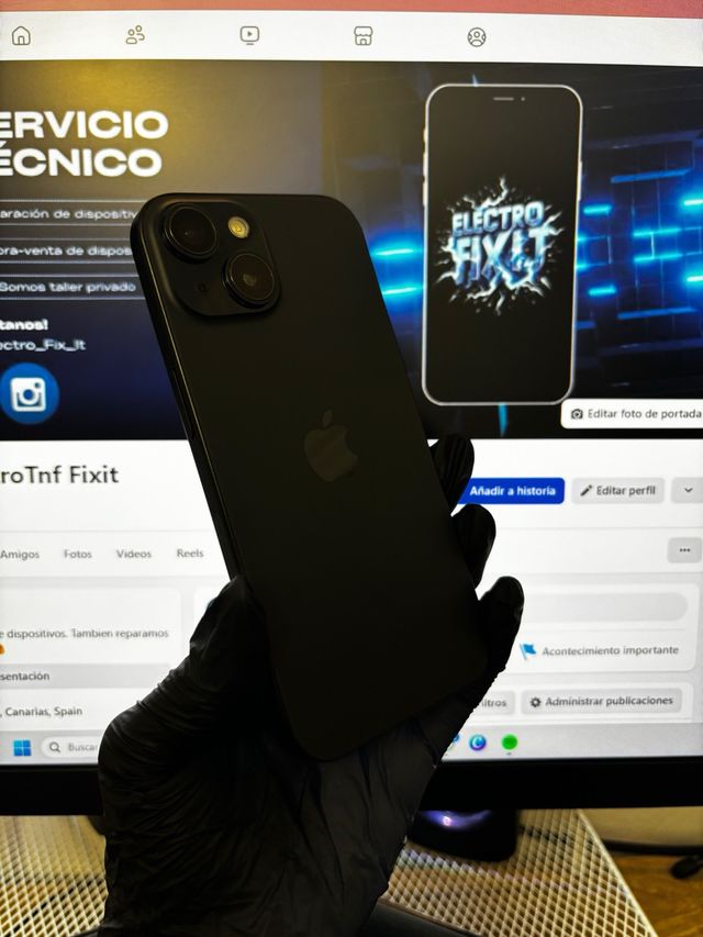 iPhone 15 nero da 256 GB