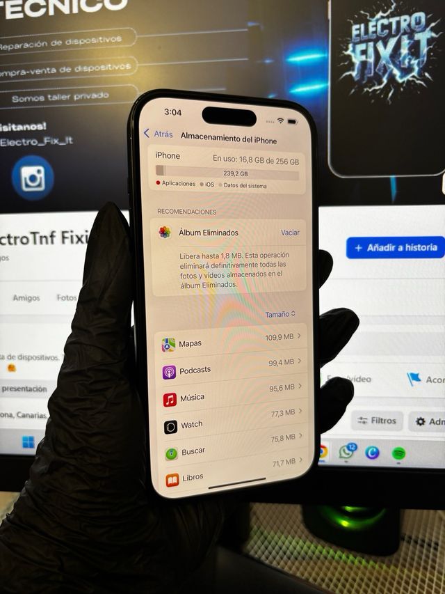 iPhone 15 nero da 256 GB