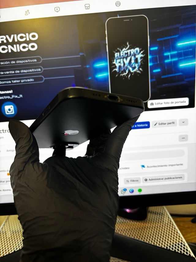 iPhone 15 nero da 256 GB