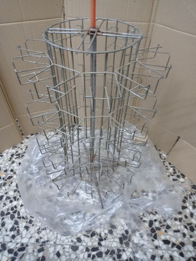 Expositor metálico giratorio retro Vintage