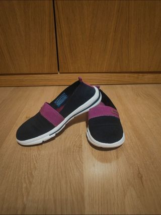 Deportivas elásticas Rockport azul marino y morada