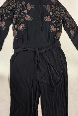 Mono Desigual Talla S Bordado
