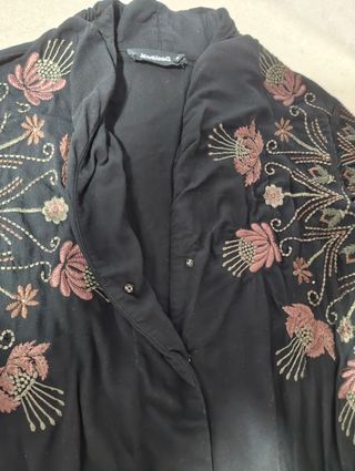 Mono Desigual Talla S Bordado