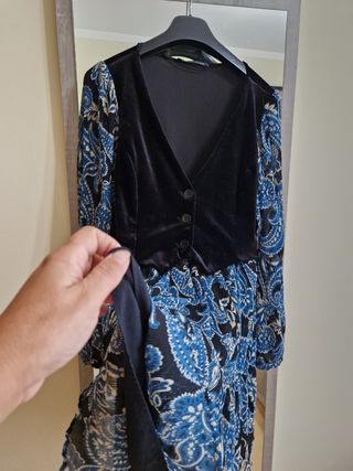 Vestido Zara negro y azul