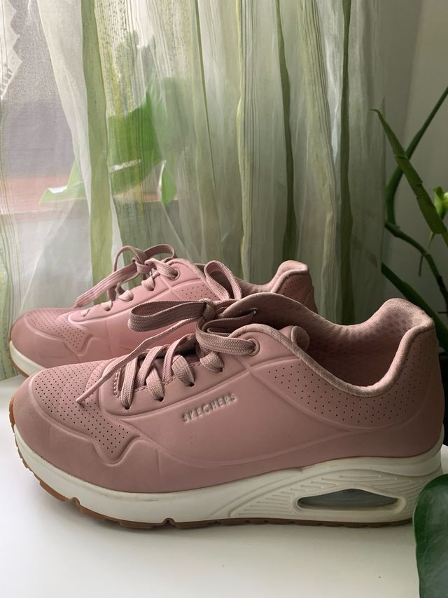 Zapatillas Skechers rosas