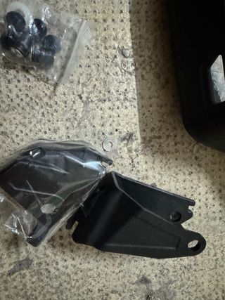 Protector Mano derecha. África 1100 dct 20-23