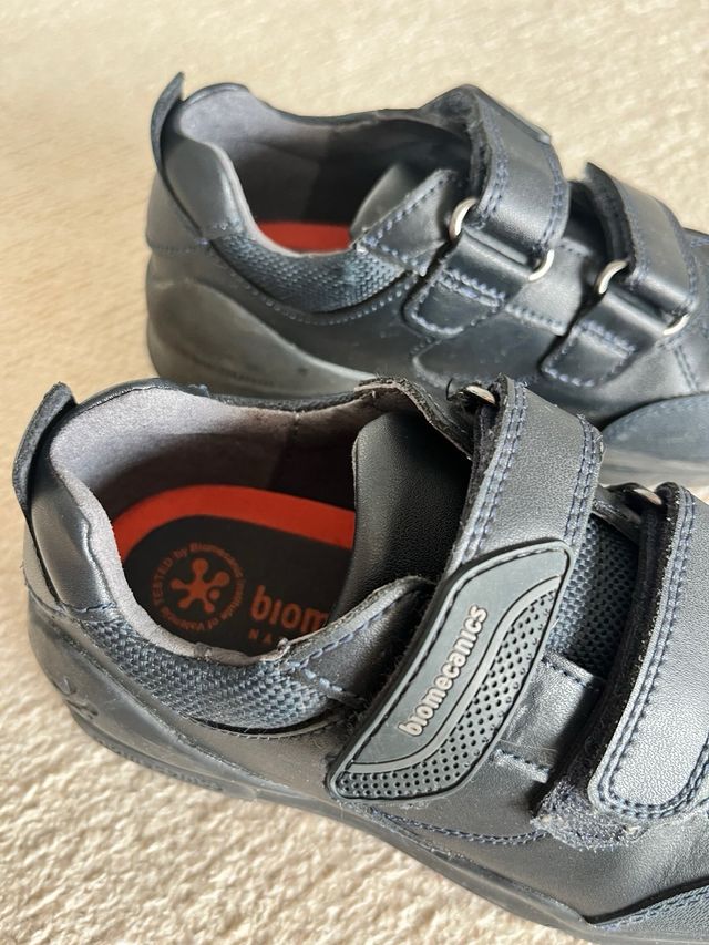 Zapatos Biomecanics Piel Azul Marino T.29