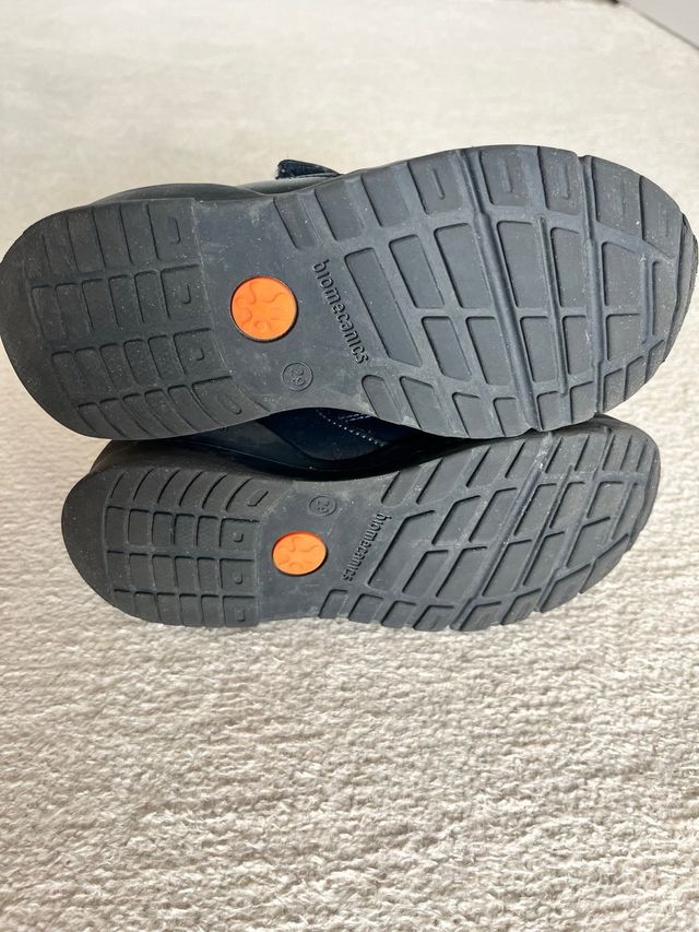 Zapatos Biomecanics Piel Azul Marino T.29