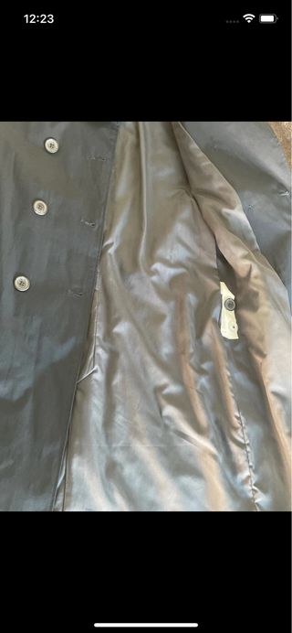 Gabardina azul marino Stradivarius
Nueva sin usar 