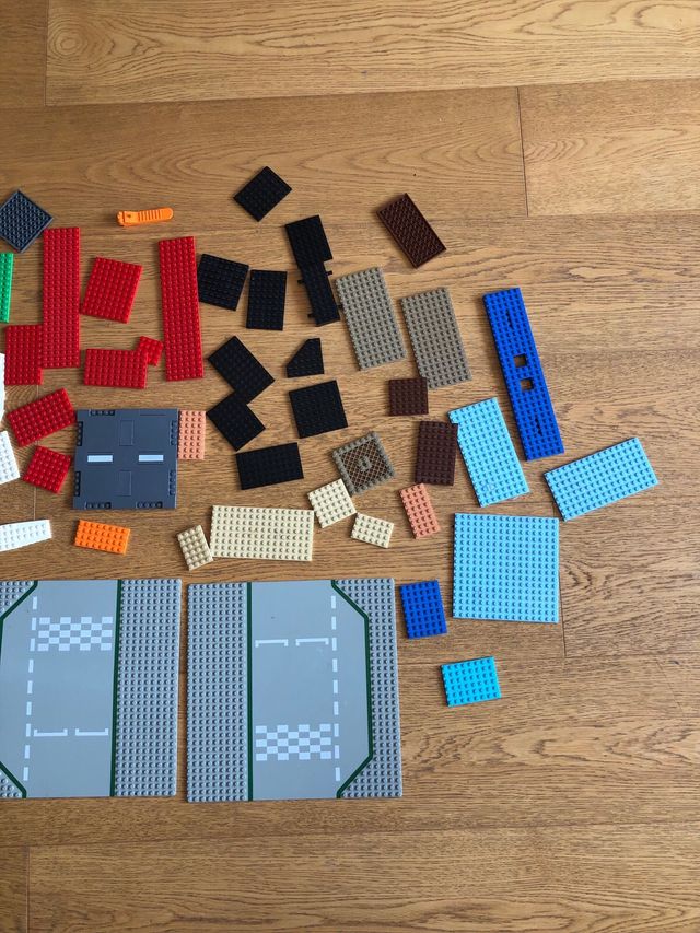 Lote de 88 piezas de bases y plantillas LEGO