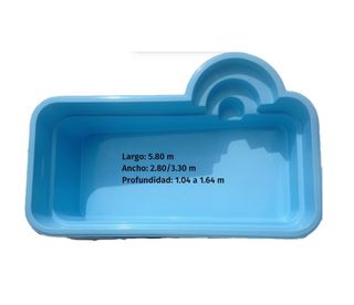Piscina de poliéster escalones redondos