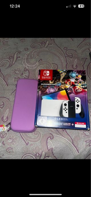 Nintendo Switch OLED Mario Kart 8 Deluxe