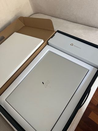 HP Envy 14-eb0001ns Laptop Plata
