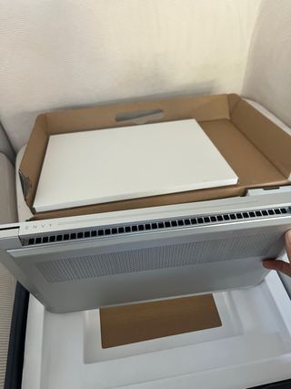 HP Envy 14-eb0001ns Laptop Plata