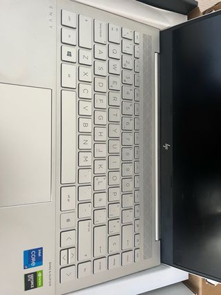 HP Envy 14-eb0001ns Laptop Plata