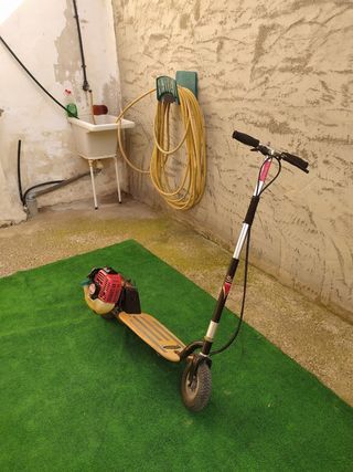 Patinete de gasolina
