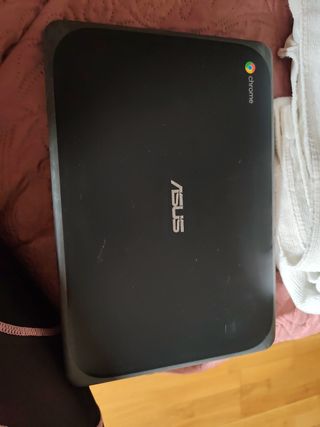 Chromebook Asus Negro/Gris 
(SIN CARGADOR)  